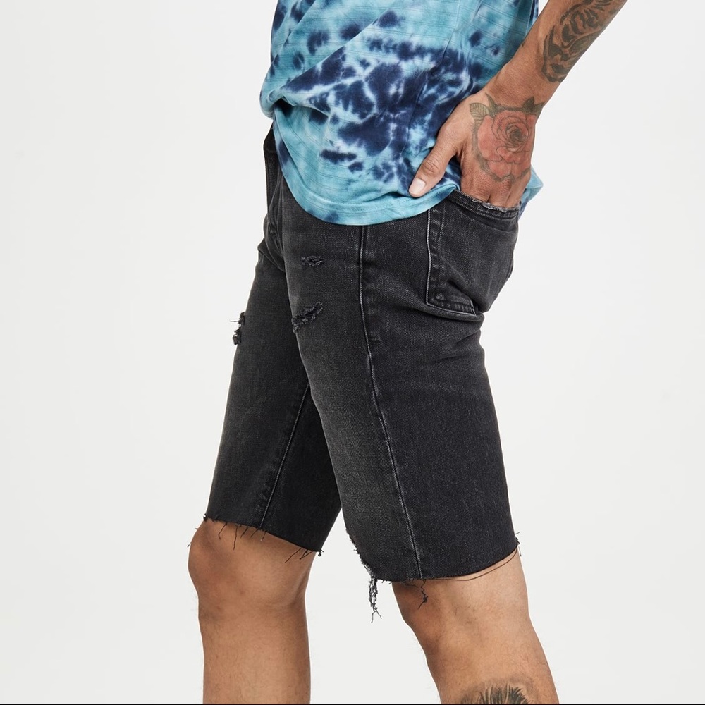 NEW FRAME BLACK DISTRESSED CUT-OFF SHORTS - Picture 3 of 6